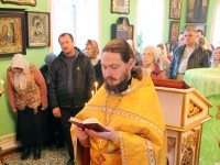 Воскресная литургия архиерейским чином в храме святого Иоанна Кронштадтского