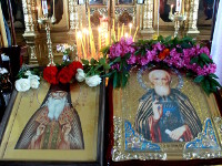 В храм Всех Святых прибыл ковчег с частицей мощей преподобного Севастиана Карагандинского