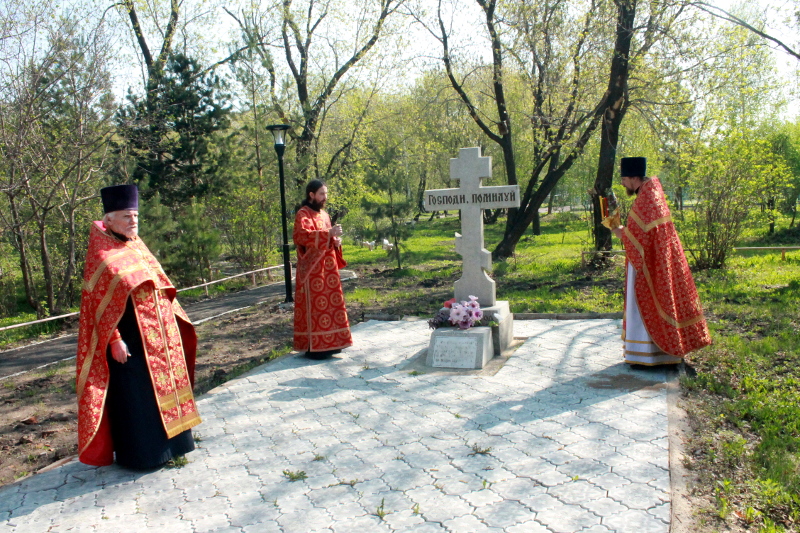 11 мая — Радоница, день всеобщего поминовения усопших