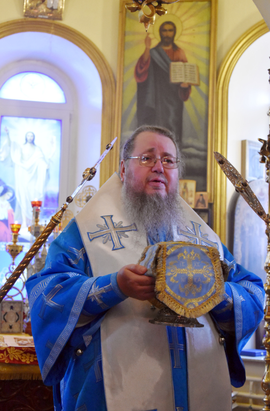 Архиерейская Литургия в праздник Владимирской иконы Божией Матери 