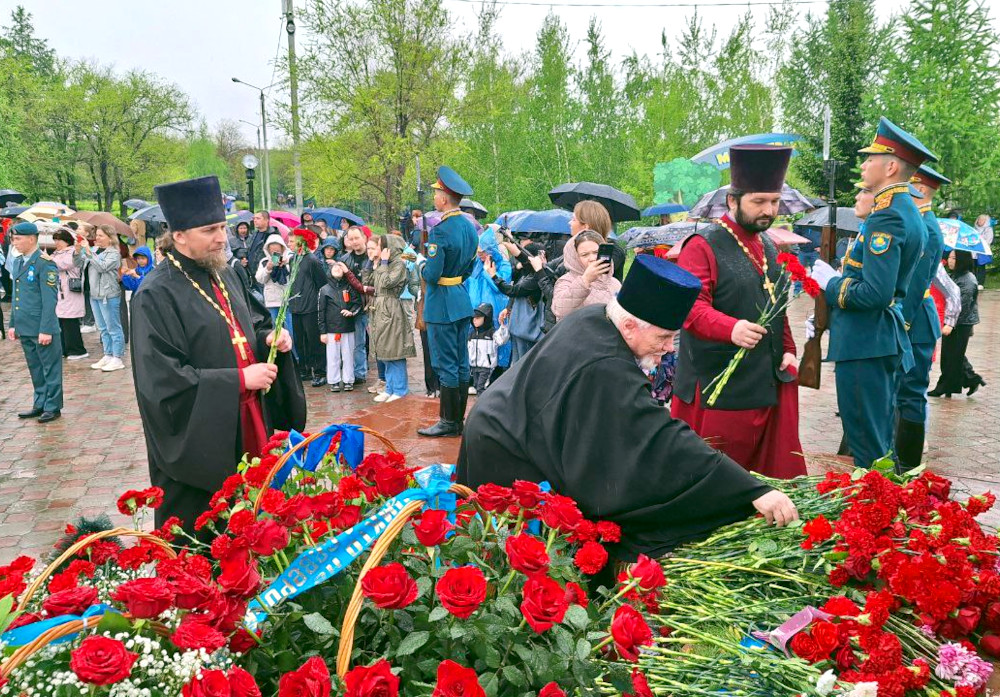 9 мая в храме Всех Святых 9 мая в храме Всех Святых